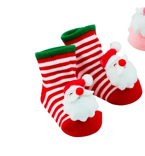 CHRISTMAS LIGHT-UP SOCKS BY MUD PIE