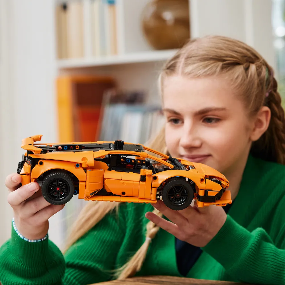 LEGO Technic Lamborghini Huracan Tecnica Orange 42196