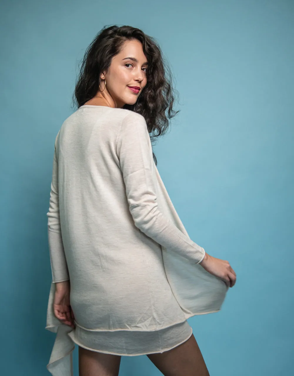 Ultrafine Cashmere Cruise Cardigan in Wheat