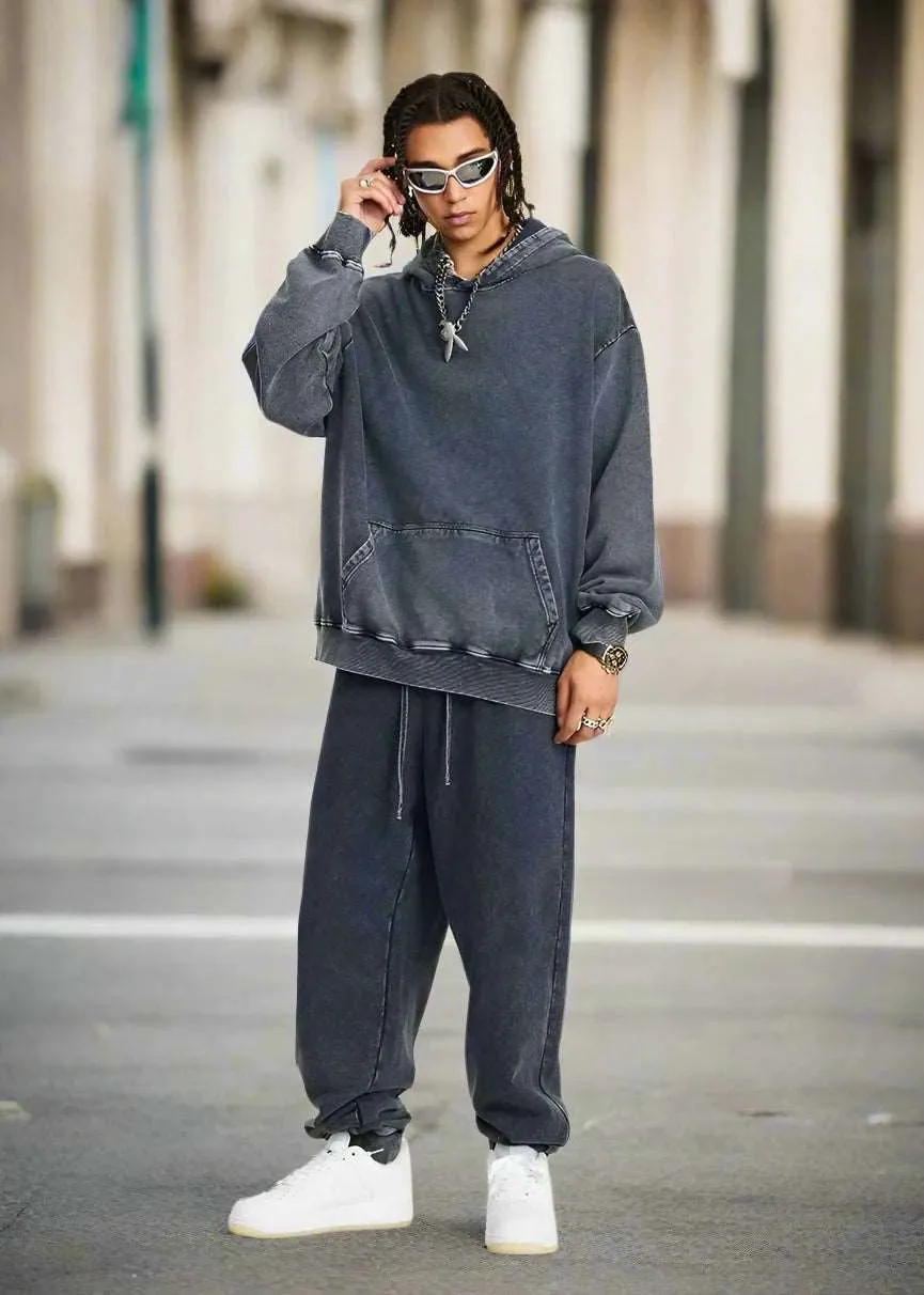 Unisex Comfortable Loose Hoodie and Sweatpants Outfit