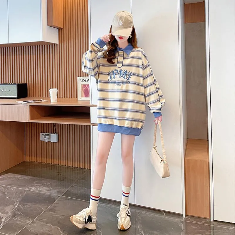 V-Neck Color Blocking Embroidery Cotton Fiber Stripe Sweatshirt